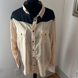 Urban outfitters western style sand sable buttoned down long sleeves men’s shirt
